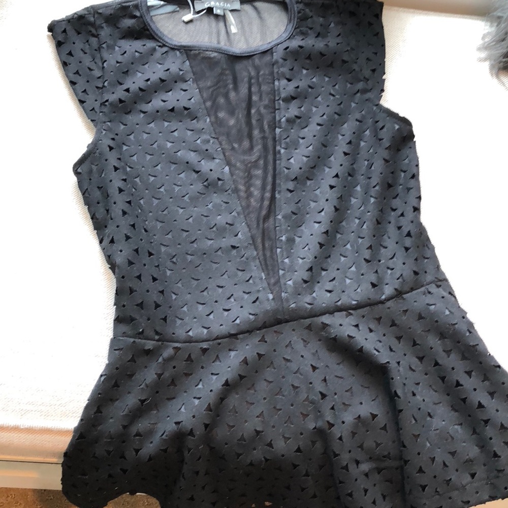 Brand new! Peplum sheer V front and back